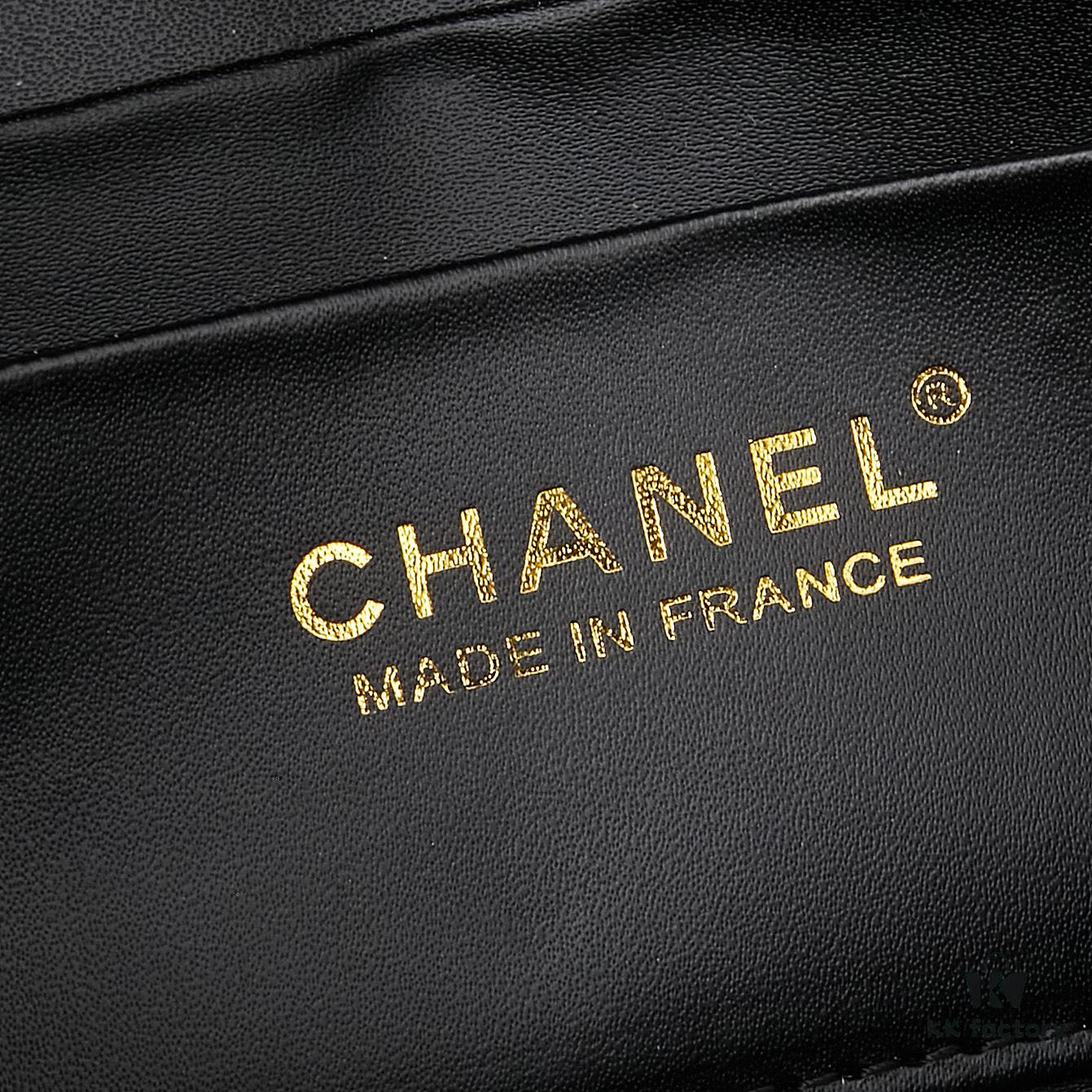 6930442bf09edb6de4c4dbc8 Upgraded New Chanel LP Lunch Box Bag 2025 Latest Release