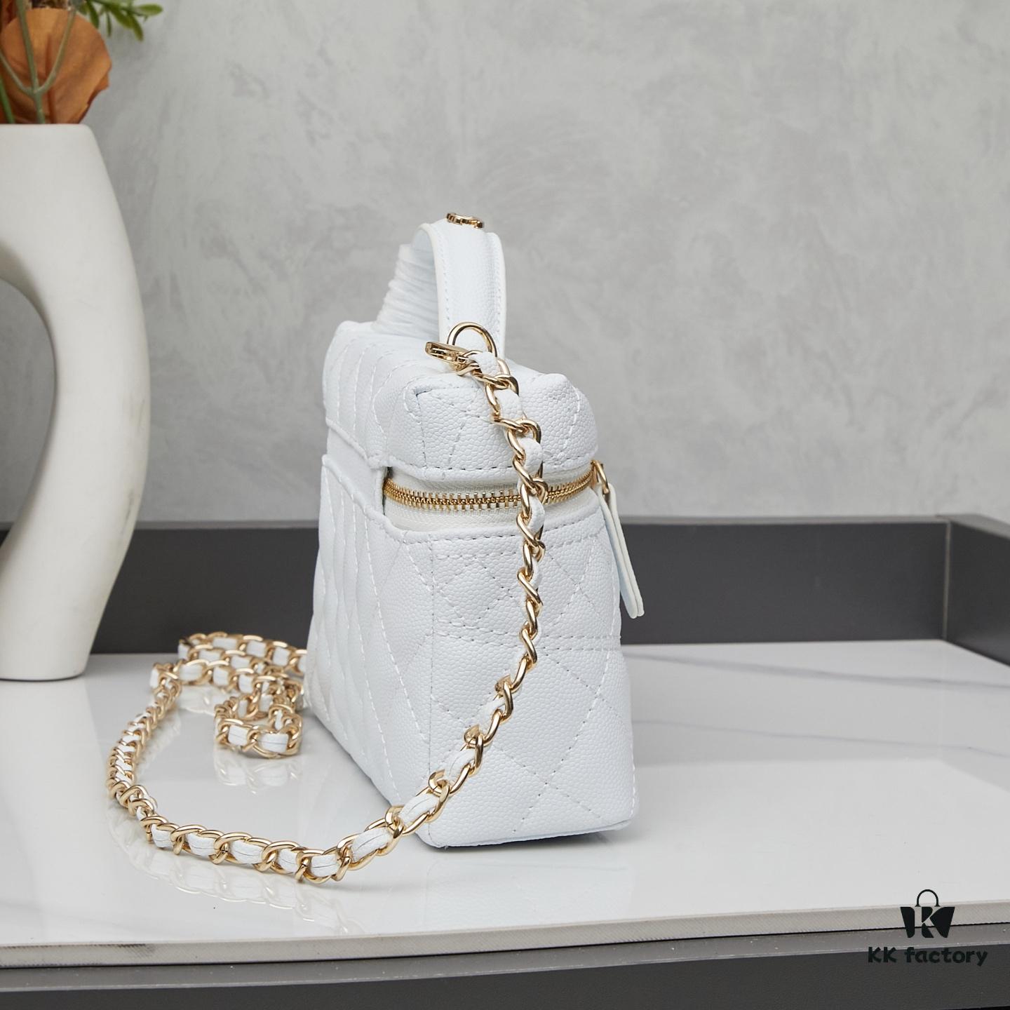 6930442ef09edb6de4c4dbcd New Arrival with Box Chanel lp Lunch Box Bag 2025 Latest Release