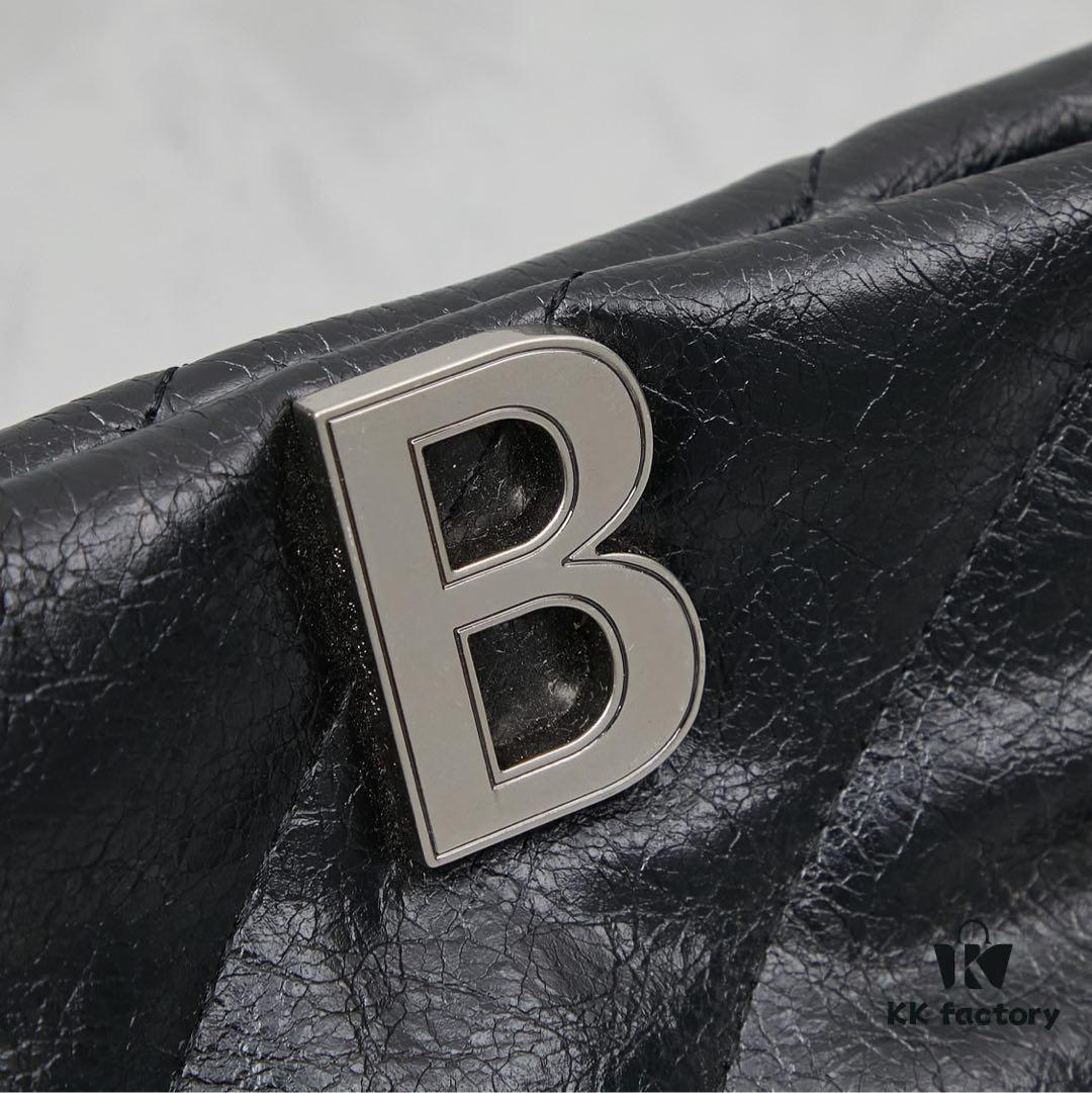 6930443df09edb6de4c4dbe1 Enter, Cool Girls! Balenciaga Fall/Winter New Bags at Discount Prices