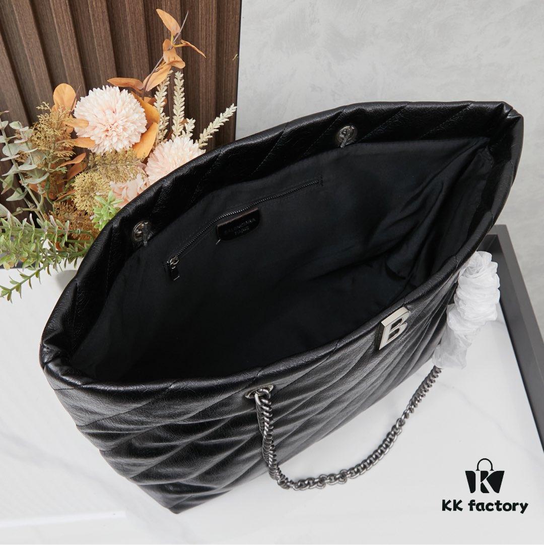 69304442f09edb6de4c4dbe5 Enter, Cool Girls! Balenciaga Fall/Winter New Bags at Discount Prices