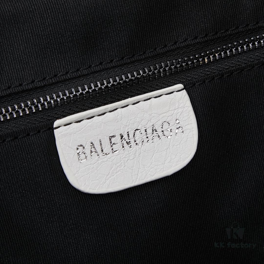 69304446f09edb6de4c4dbea Cool Girls, Step In! Balenciaga Fall/Winter New Bags at Discount Prices