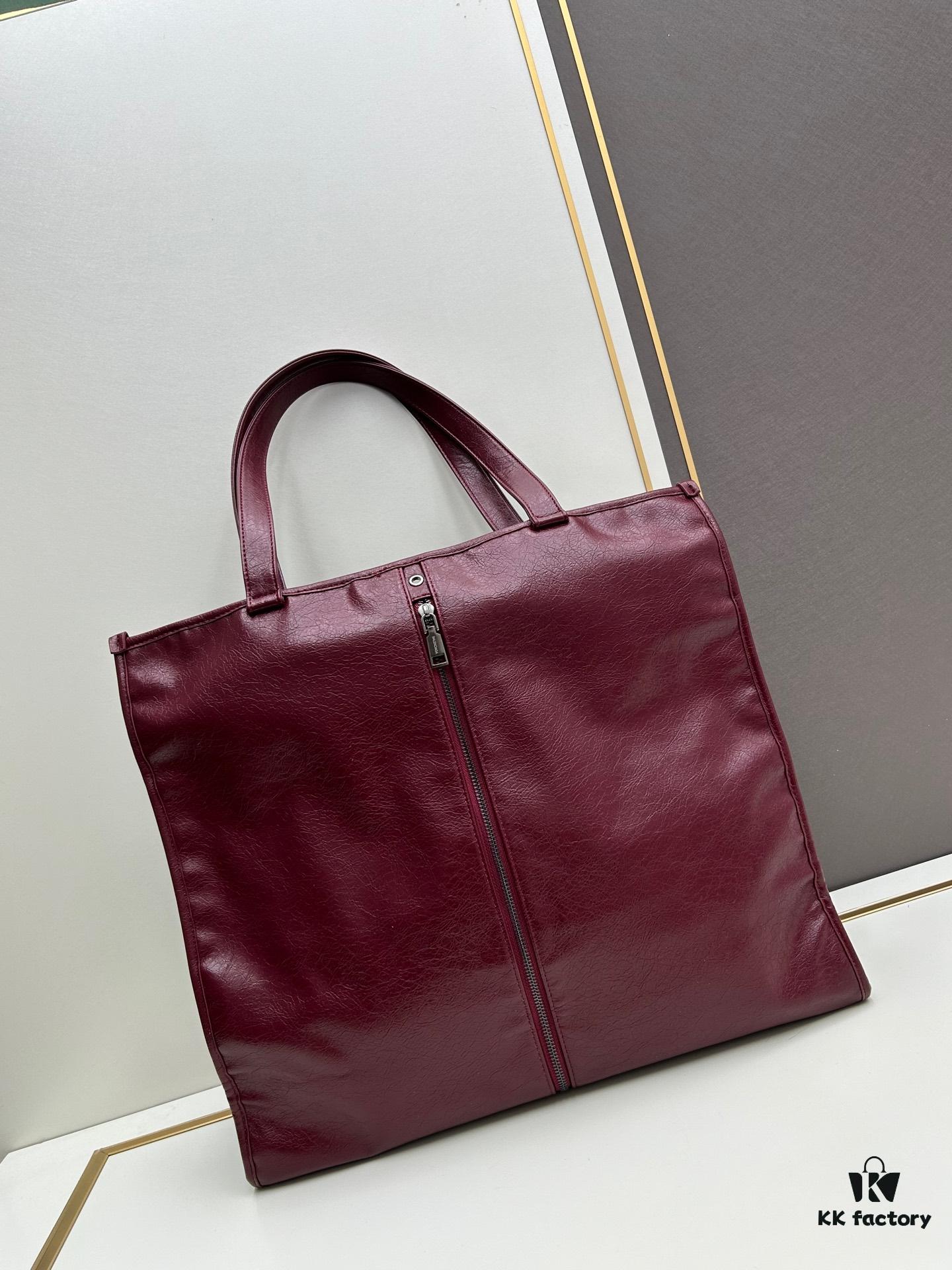 69304465f09edb6de4c4dc10 Box Included The Trash Bag Trend is Too Strong, Obsessed with Balenciaga Again