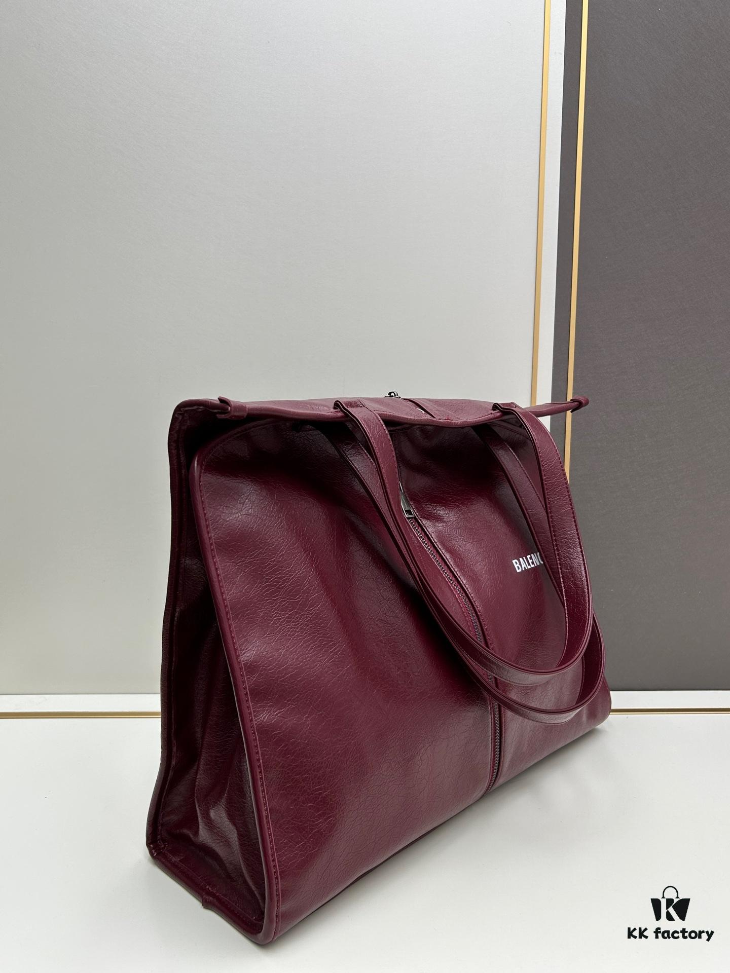 69304468f09edb6de4c4dc11 Box Included The Trash Bag Trend is Too Strong, Obsessed with Balenciaga Again