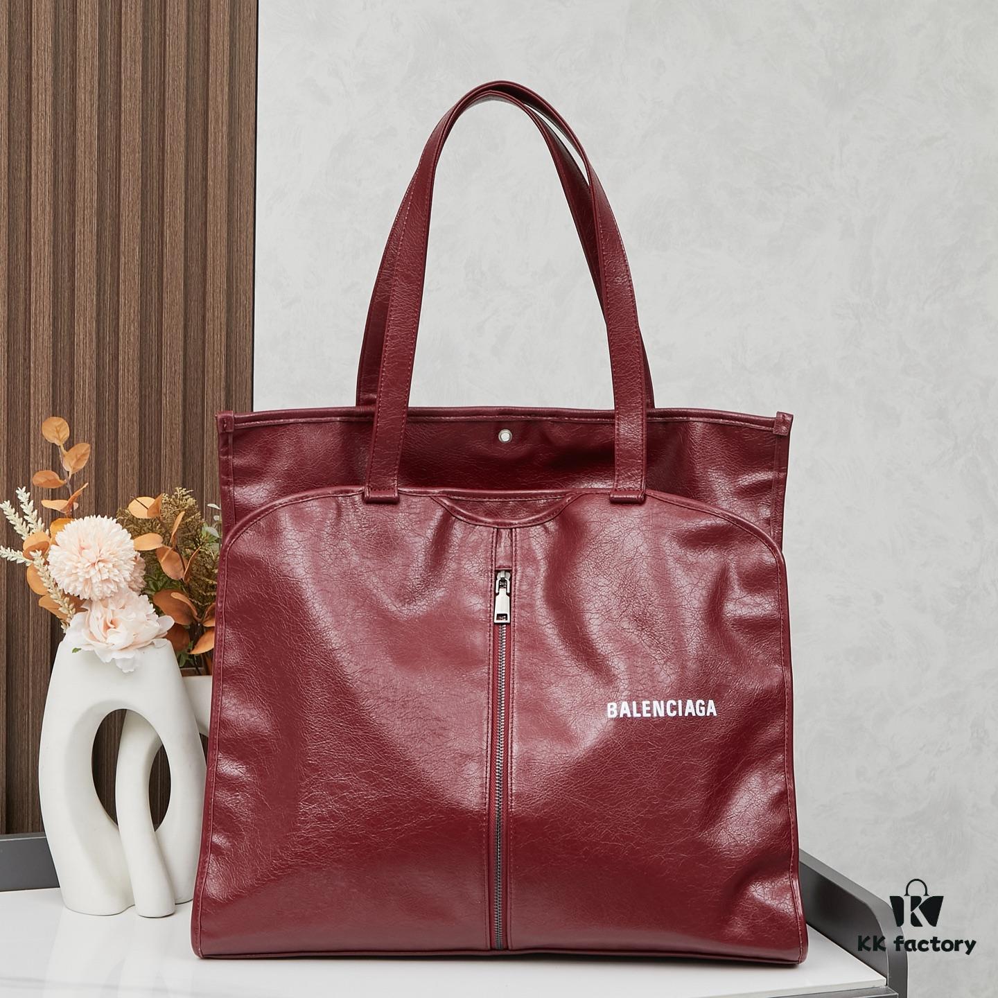 6930449af09edb6de4c4dc59 Box Set, The Trash Bag Trend Is Too Strong, I'm Obsessed with Balenciaga Again