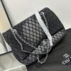 6930449ff09edb6de4c4dc60 Xiao Xiangjia Chanel Vintage Gradient Denim Airport Bag, 140-150 Size, Spacious and Stylish with a Strong Presence