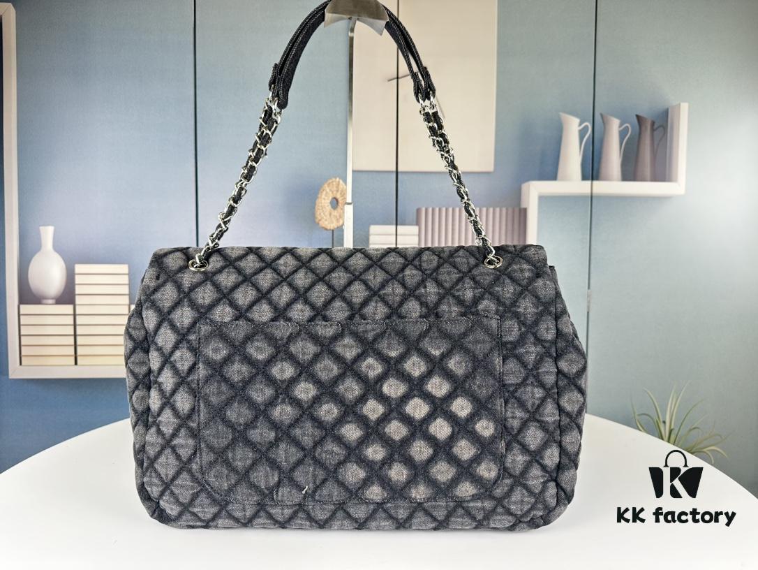 New Large Size Denim Chanel Airport Bag – A Must-Have Fashion Statement
