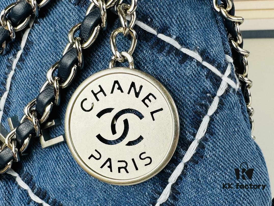 693044e4f09edb6de4c4dccf Mini New Chanel 22 Bag in Denim | The Season of Falling for Denim Again