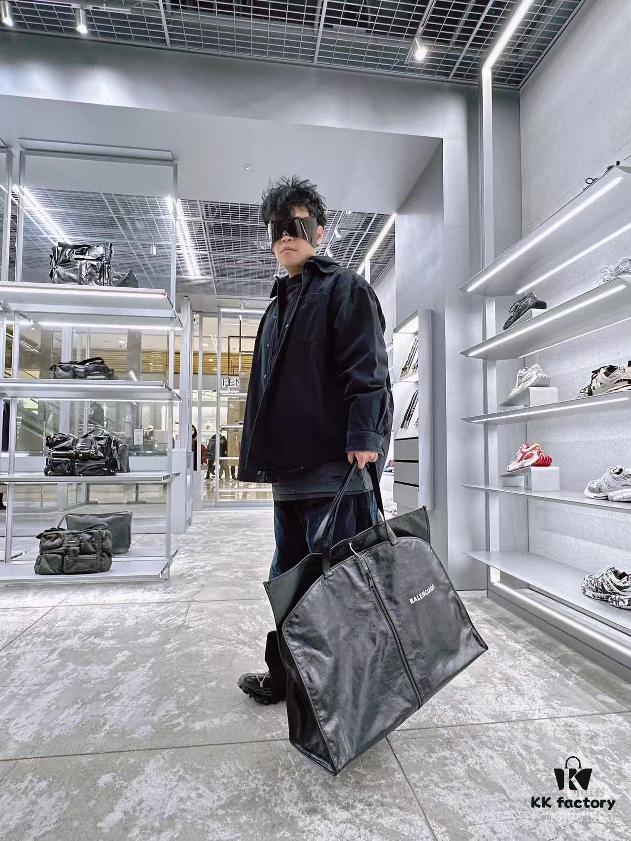 693044f0f09edb6de4c4dce0 Box Included The Trash Bag Trend Is Huge, I'm Obsessed with Balenciaga Again