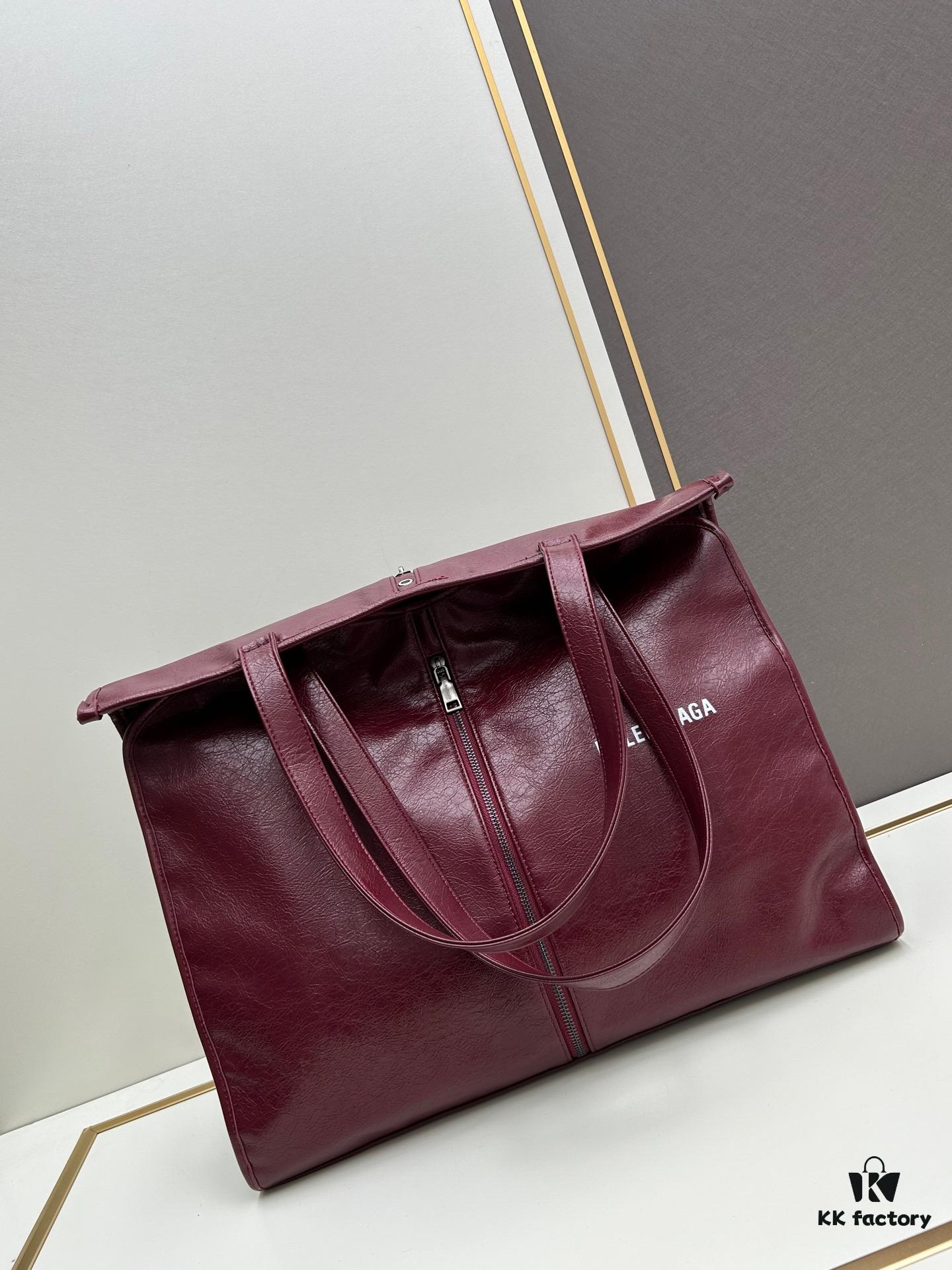69304501f09edb6de4c4dcff Box Included The Trash Bag Trend is Too Strong, Obsessed with Balenciaga Again