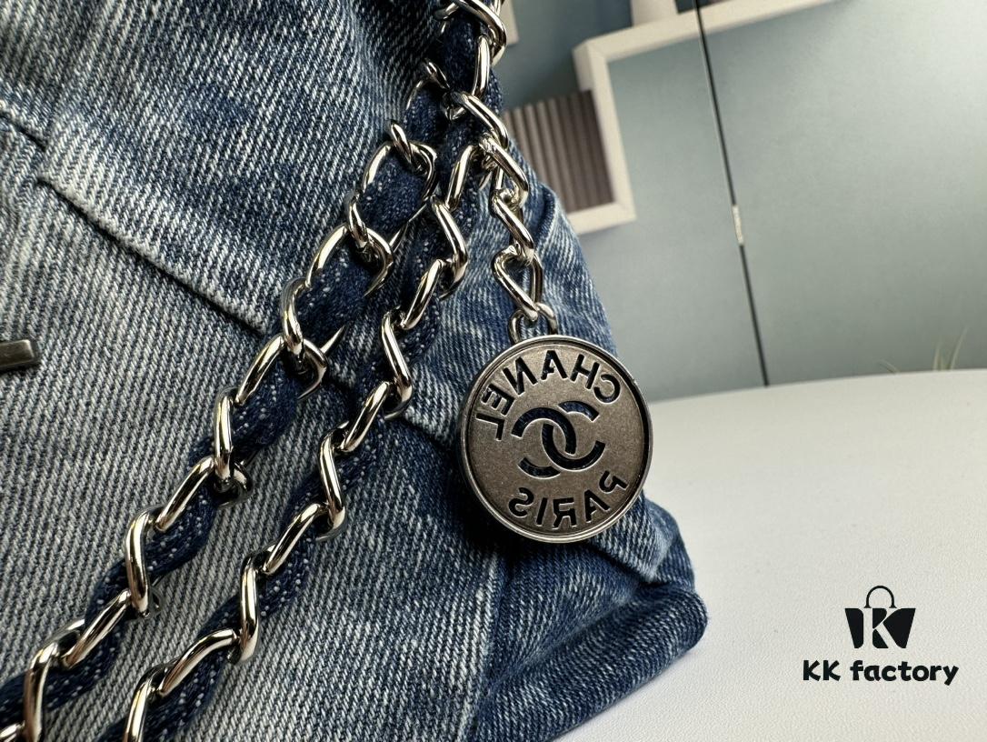 6930451af09edb6de4c4dd20 New Medium Size Chanel 23C Denim 22Bag – Absolutely Stunning!