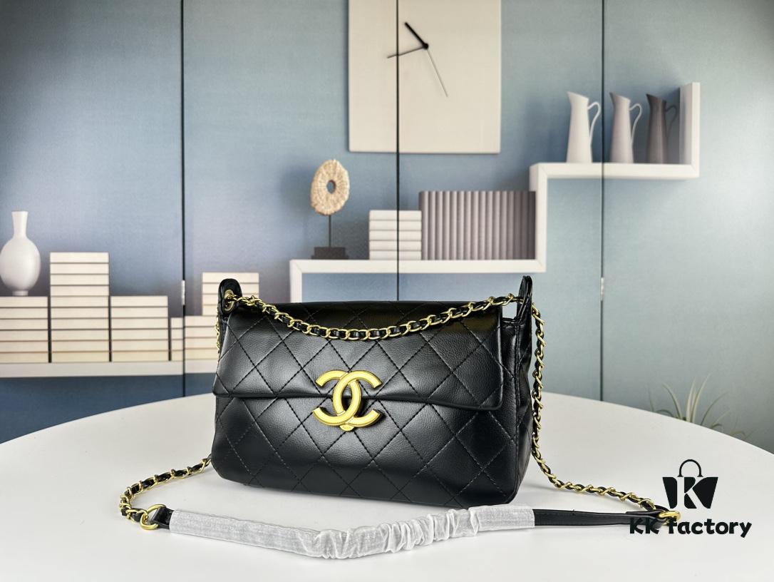 69304546f09edb6de4c4dd5a New Arrival Shopping Share | Chanel 23P Must-Have Bag Update ||| Instantly Fell in Love with This Rare Vintage-Style Flap Bag