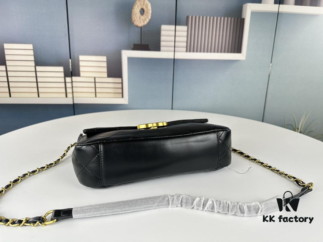 69304546f09edb6de4c4dd5b New Arrival Shopping Share | Chanel 23P Must-Have Bag Update ||| Instantly Fell in Love with This Rare Vintage-Style Flap Bag