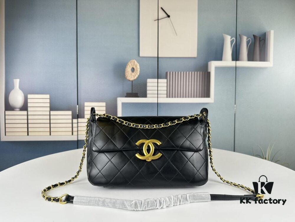 69304548f09edb6de4c4dd5e New Arrival Shopping Share | Chanel 23P Must-Have Bag Update ||| Instantly Fell in Love with This Rare Vintage-Style Flap Bag