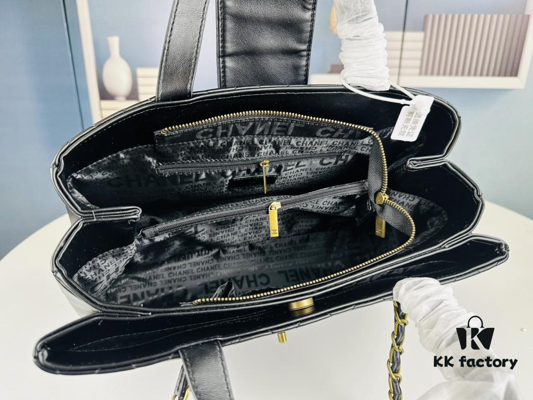 69304570f09edb6de4c4dd8e New Arrival Chanel 24C Vintage Style Messenger Bag