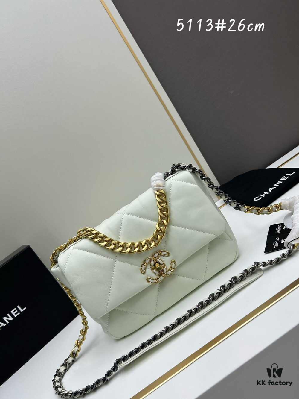 69304583f09edb6de4c4dda1 Upgraded Ohanel Fall/Winter 19 Bag Combining All Classic Pillow Bag Elements