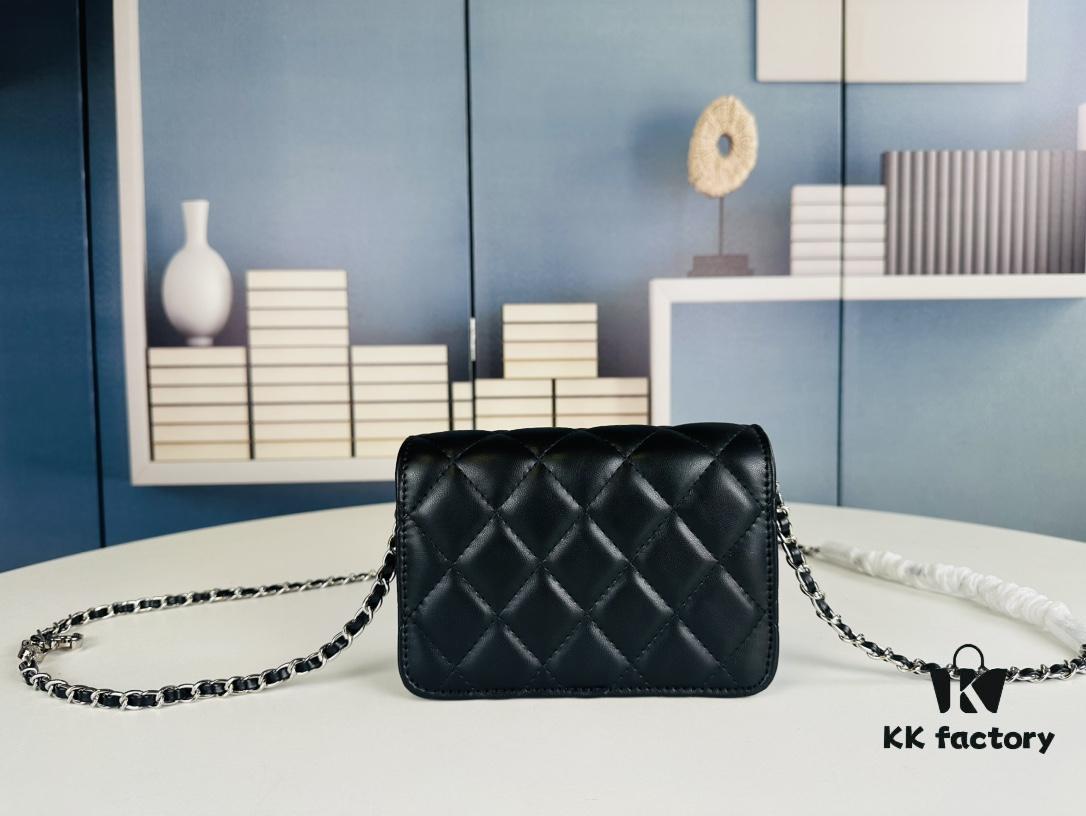 693045a6f09edb6de4c4ddd5 New Arrival Wholesale Multi-Color Chanel-Inspired Silver Chain Mini Bag