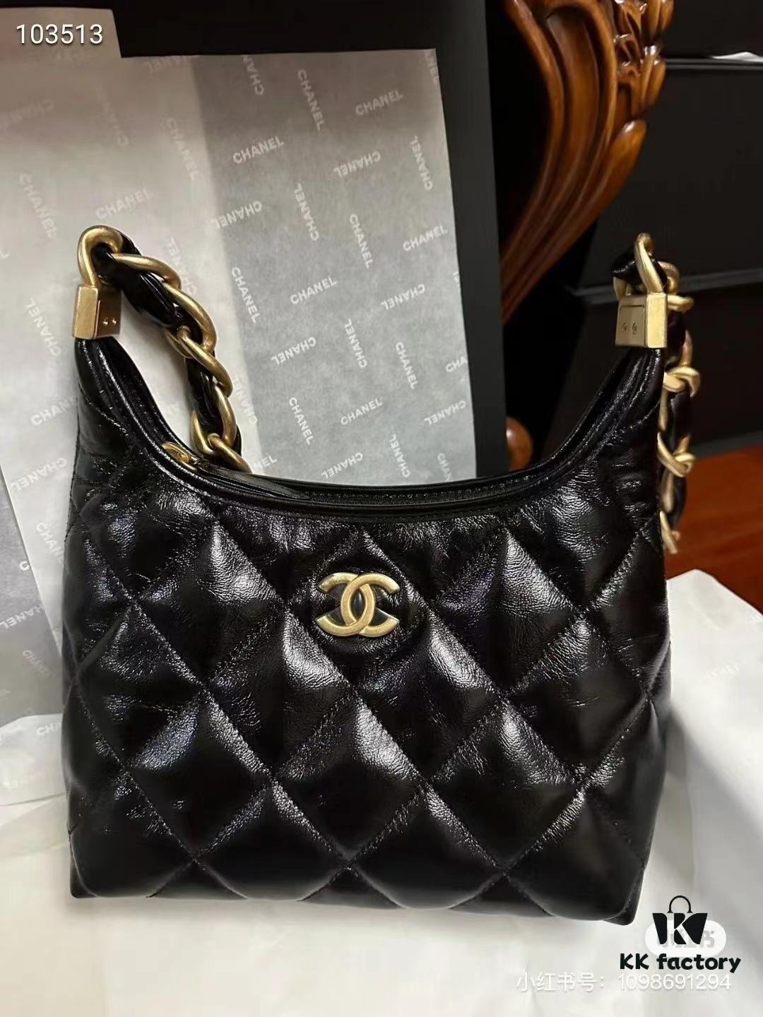693045aef09edb6de4c4dddf CHANEL 24A Large Hobo Bag in Wax Leather – In Stock Now