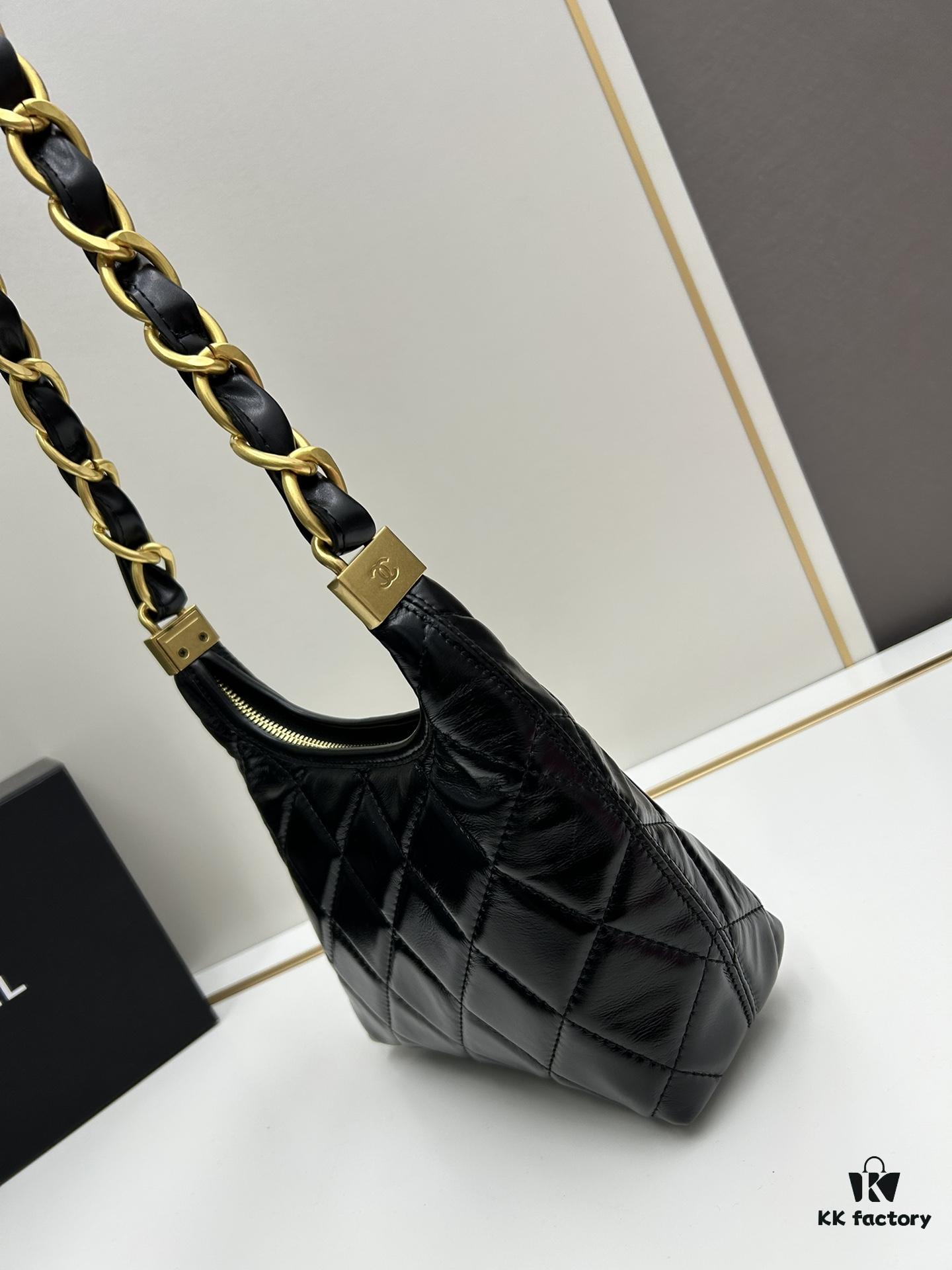 693045c7f09edb6de4c4ddfa Chanel 24A Small Hobo Bag in Lambskin Oil-Waxed Leather