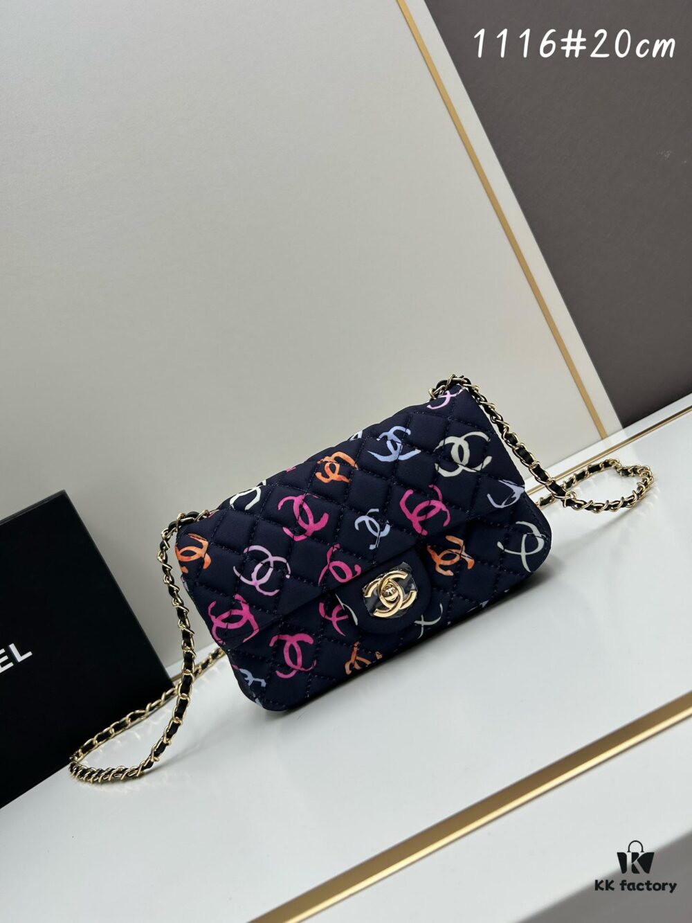 24SS Sweet Tones CHANEL Is Absolutely Gorgeous – Vibrant Colors and Unique Design So Eye-Catching