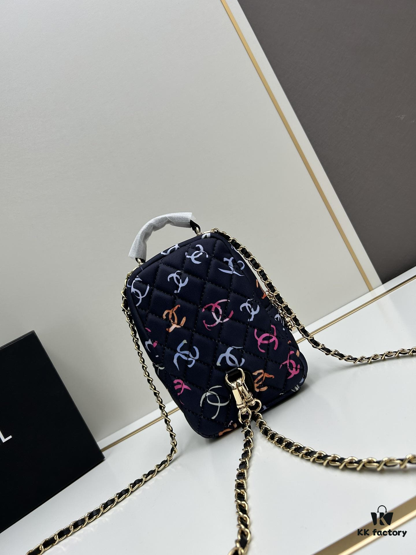 69304609f09edb6de4c4de45 24SS Sweet Tones CHANEL – Stunning Bags in Vibrant Colors and Unique Designs