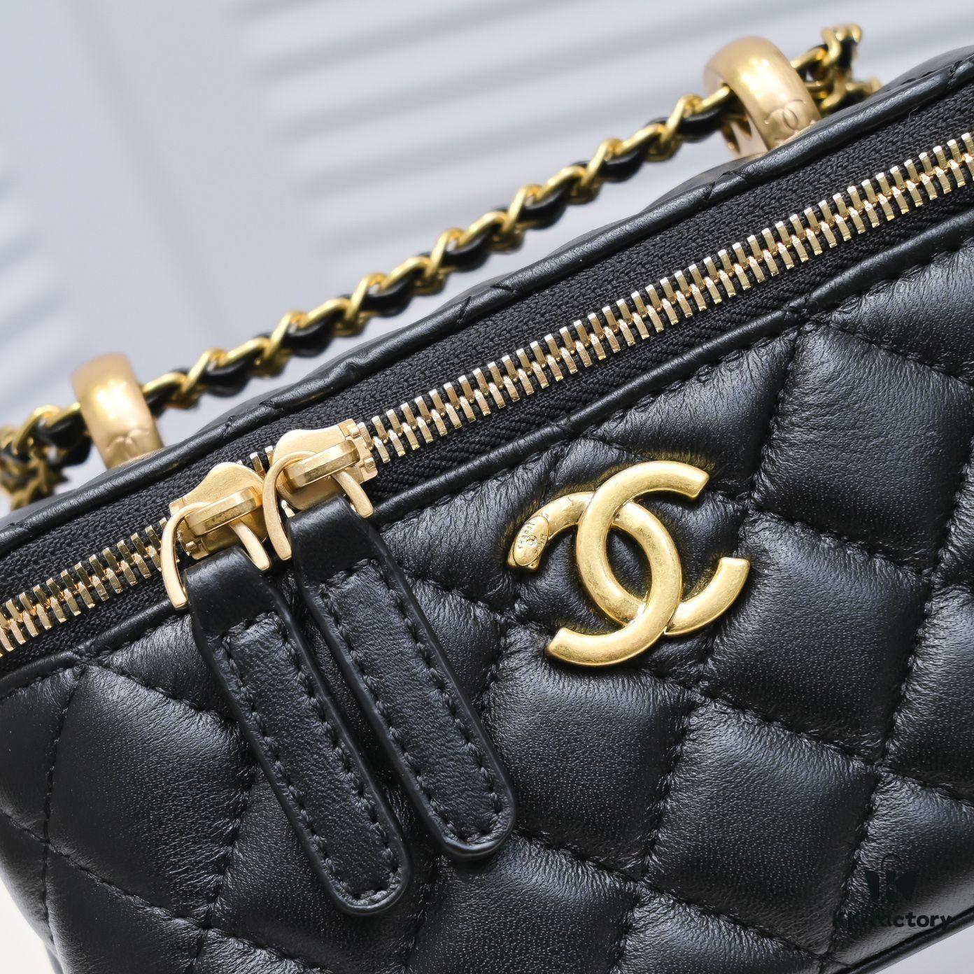 69304625f09edb6de4c4de63 Chanel 2022 Autumn/Winter New Arrival Gold Ball Makeup Compact Mini Storage Box