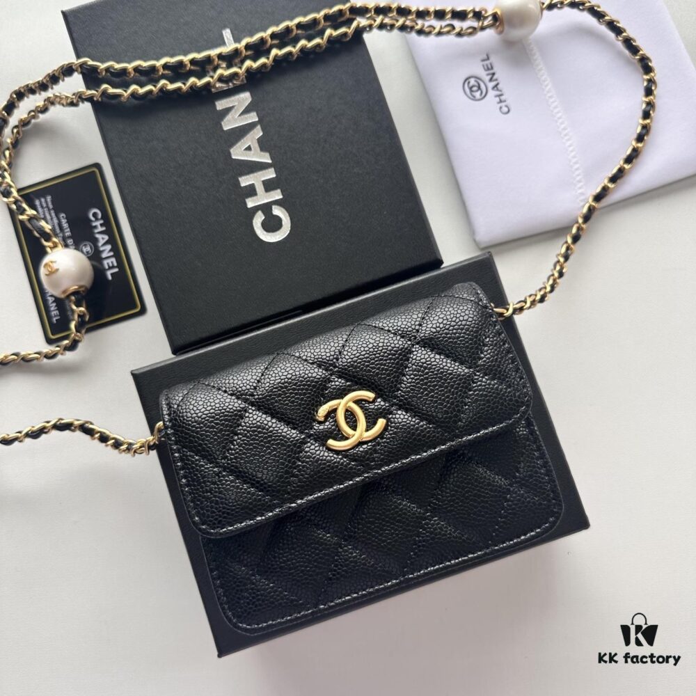 6930462ff09edb6de4c4de6c Best-selling Chanel-style Quilted Caviar Leather Bag with Pearl and Chain Hardware