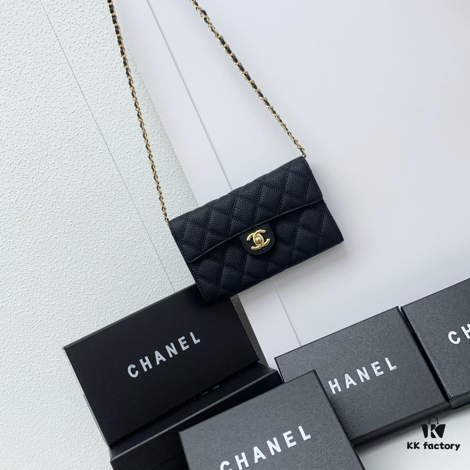 6930467ff09edb6de4c4decf Bestselling Chanel Chain Shoulder Crossbody Mini Bag