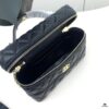 Chanel 25c LPCHANL - Vintage Elegance with Premium Sensibility
