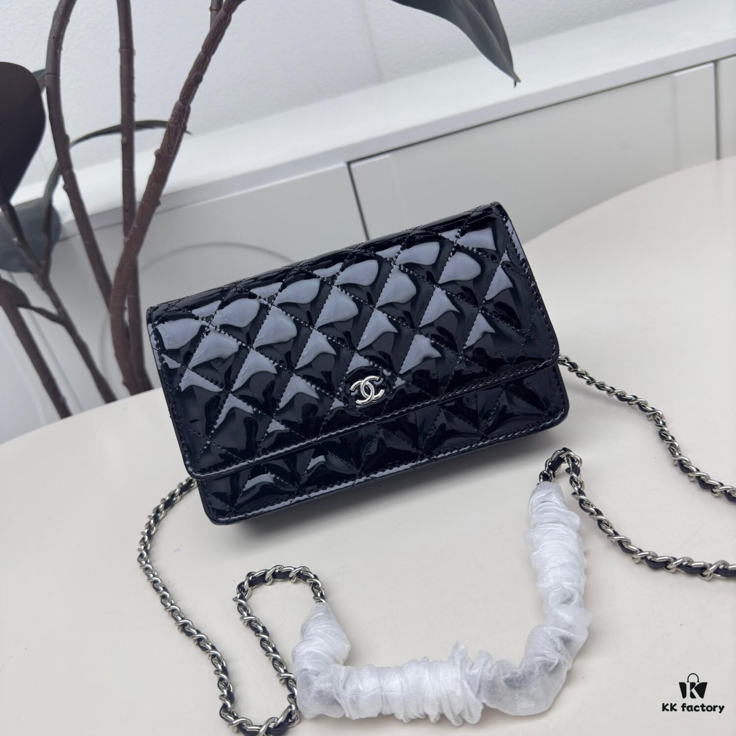 693046cbf09edb6de4c4df2e Top Quality Authentic Sheepskin Chanel WOC Classic Lucky Bag, Can Be Worn Crossbody or Shoulder, Chain Stowable Inside for Clutch Use