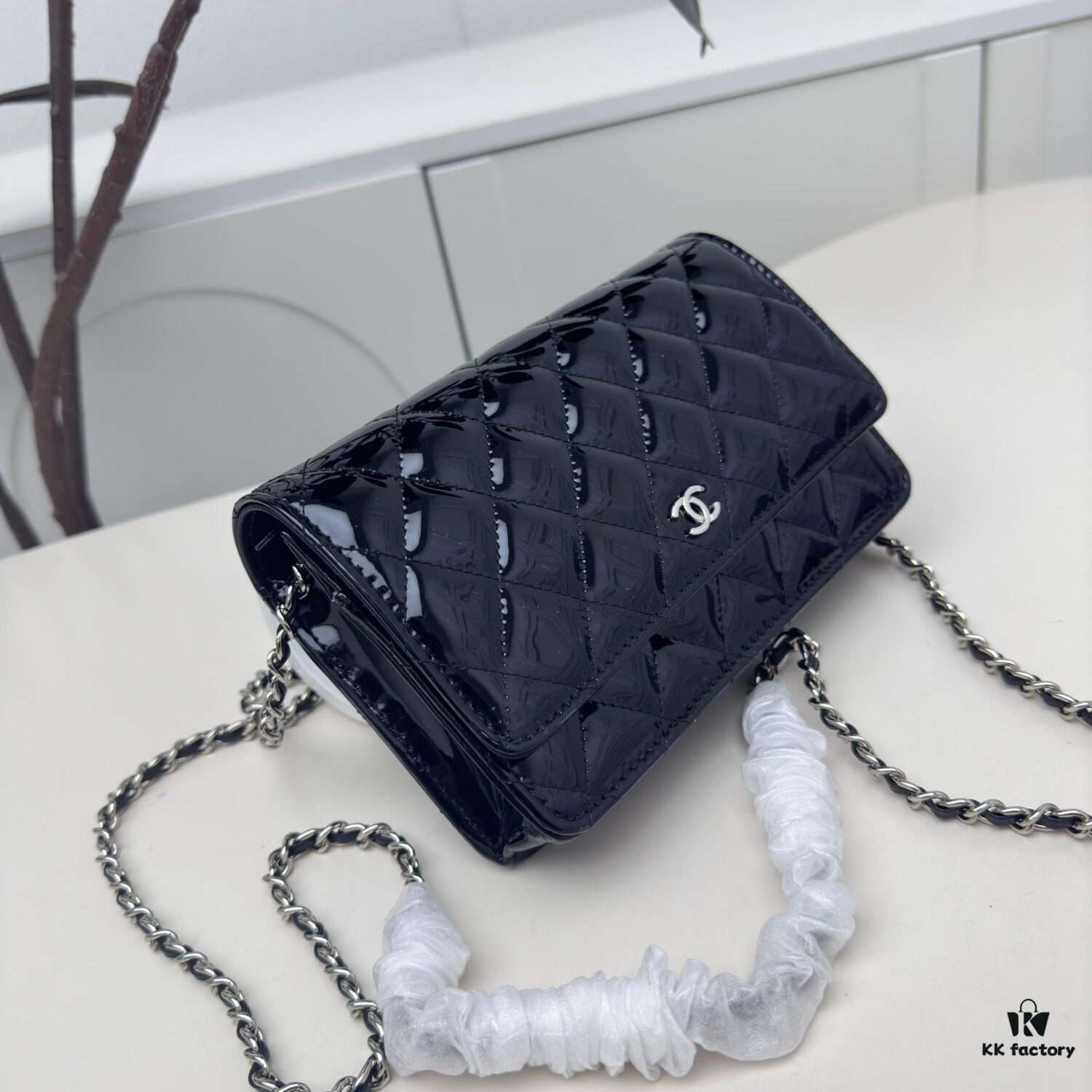 693046d1f09edb6de4c4df33 Top Quality Authentic Sheepskin Chanel WOC Classic Lucky Bag, Can Be Worn Crossbody or Shoulder, Chain Stowable Inside for Clutch Use