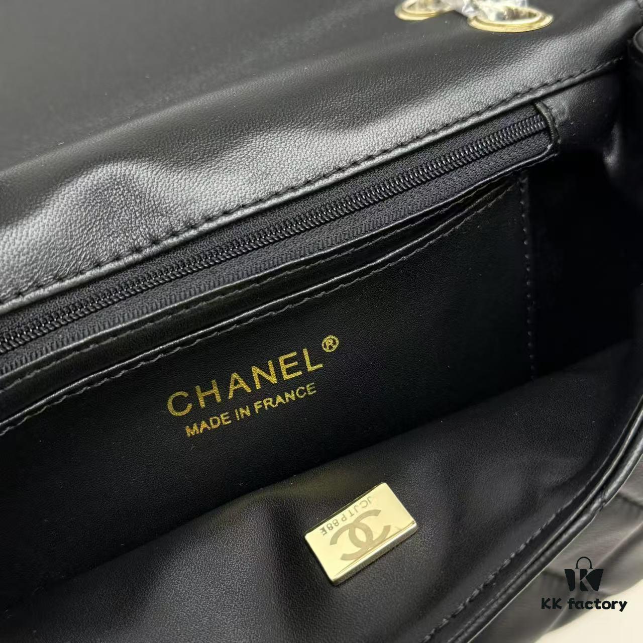 693047e4f09edb6de4c4e007 CHANEL 25P Panda Spring-Summer Collection Black and White Calfskin with Gold Hardware