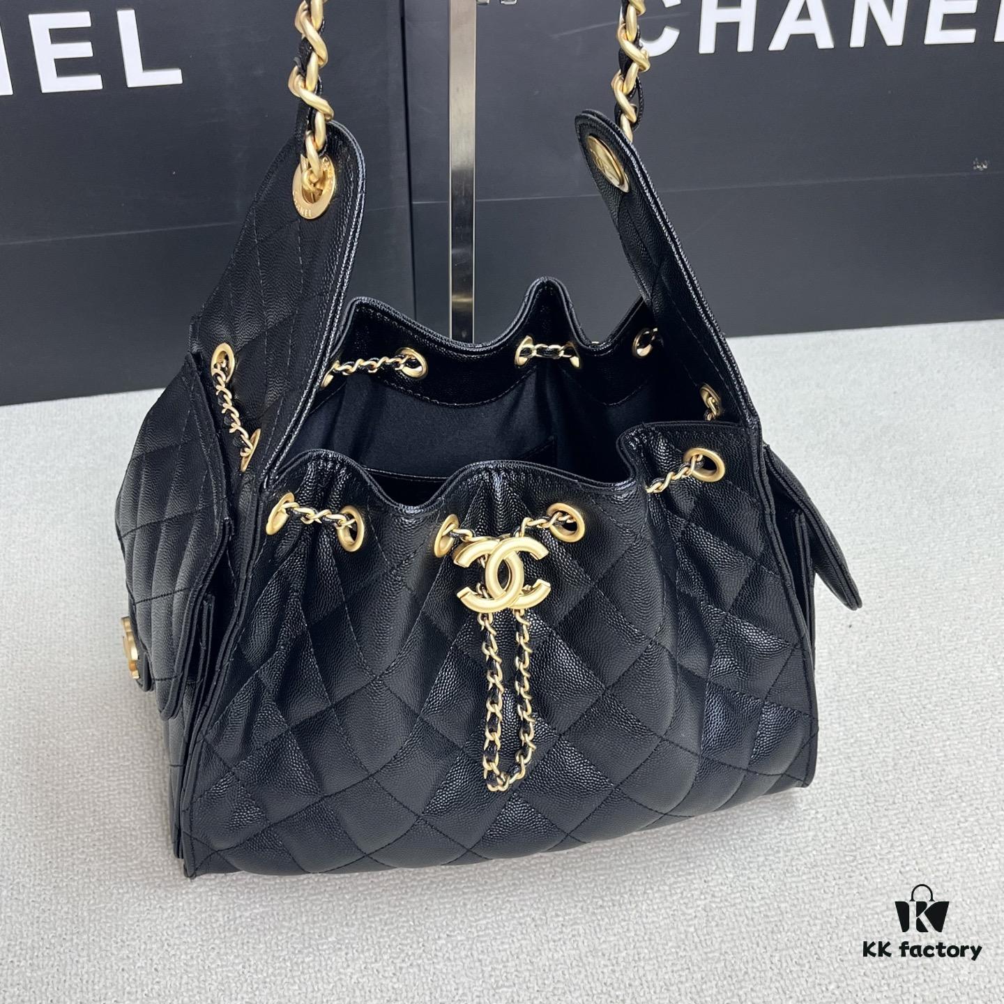 69304800f09edb6de4c4e01b Top Quality Original Chanel 25C Hobo Bag - Grained Leather Shoulder Bag with Vintage Gold-Tone Buckle Drawstring Design