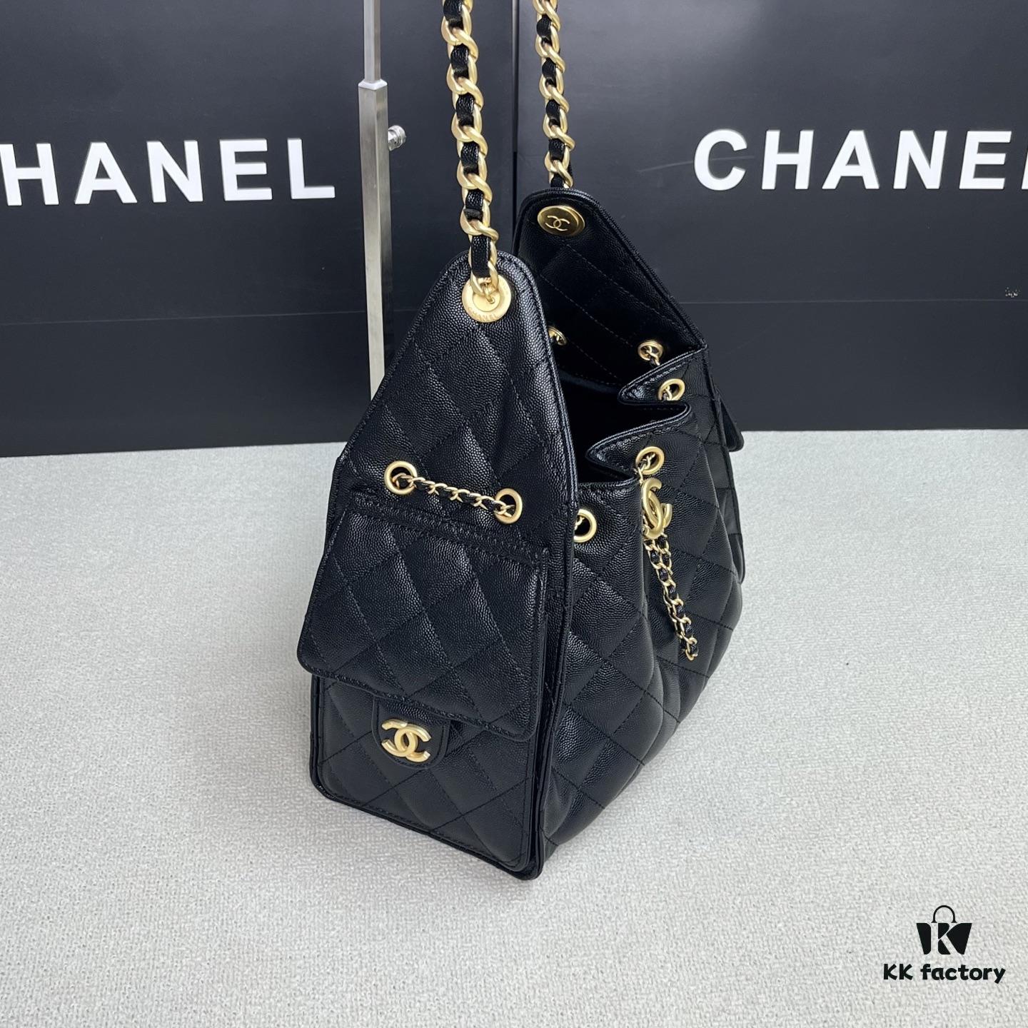 69304807f09edb6de4c4e01f Top Quality Original Chanel 25C Hobo Bag - Grained Leather Shoulder Bag with Vintage Gold-Tone Buckle Drawstring Design