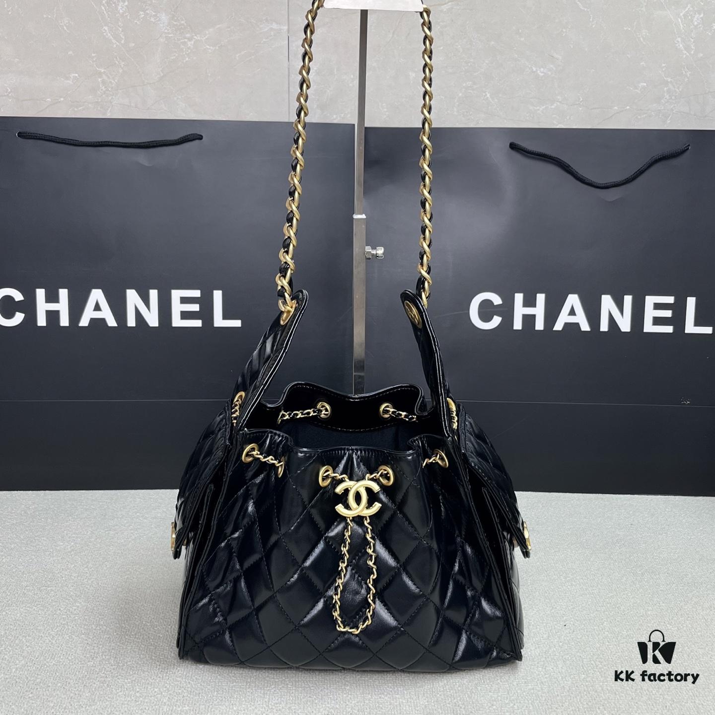 69304813f09edb6de4c4e029 Top-Grade Authentic Chanel 25C Oil-Waxed Leather Hobo Bag - Mini Vintage Bucket Shoulder Bag with Retro Gold-Tone Buckle Drawstring, Quilted Design, Classic Chain Detail