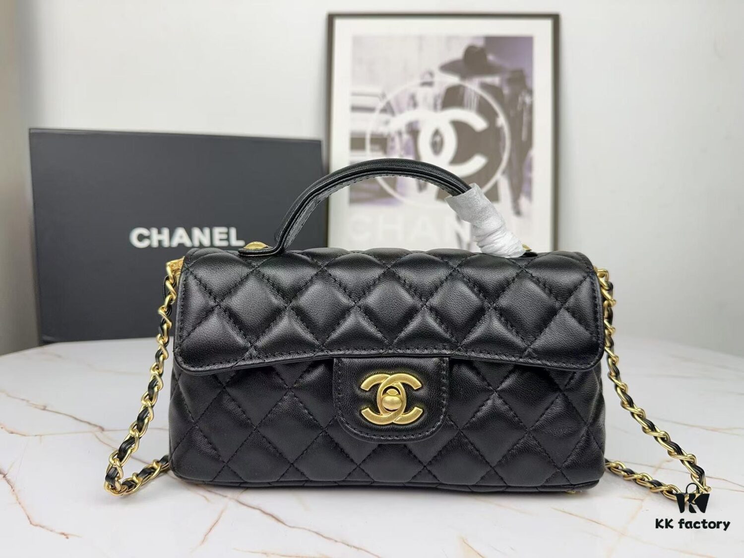 6930481bf09edb6de4c4e031 CHANEL 25P New Handle Top Handle Bag Mini in Black and Gold Lambskin