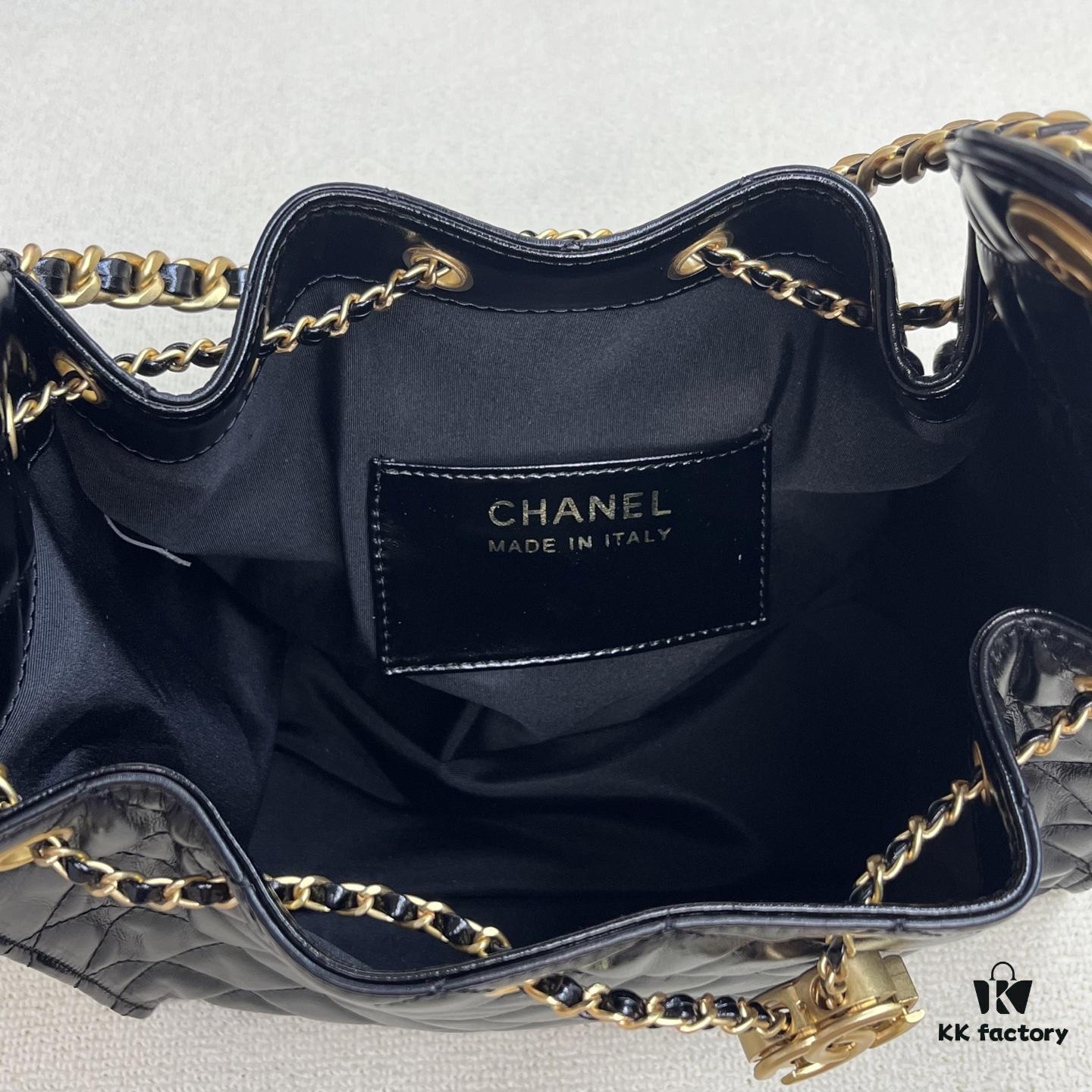 6930481ef09edb6de4c4e034 Top-Grade Authentic Chanel 25C Oil-Waxed Leather Hobo Bag - Mini Vintage Bucket Shoulder Bag with Retro Gold-Tone Buckle Drawstring, Quilted Design, Classic Chain Detail