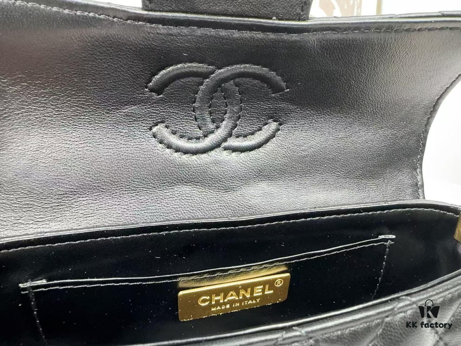 69304822f09edb6de4c4e038 CHANEL 25P New Handle Top Handle Bag Mini in Black and Gold Lambskin