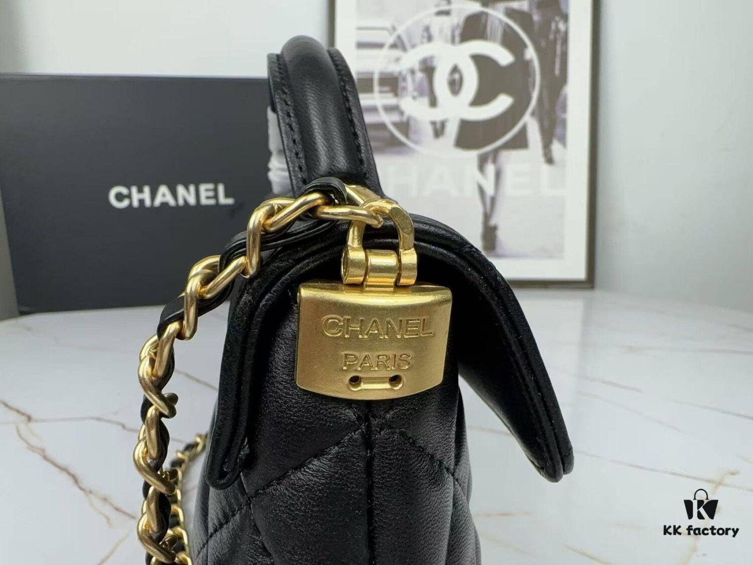 69304824f09edb6de4c4e03a CHANEL 25P New Handle Top Handle Bag Mini in Black and Gold Lambskin