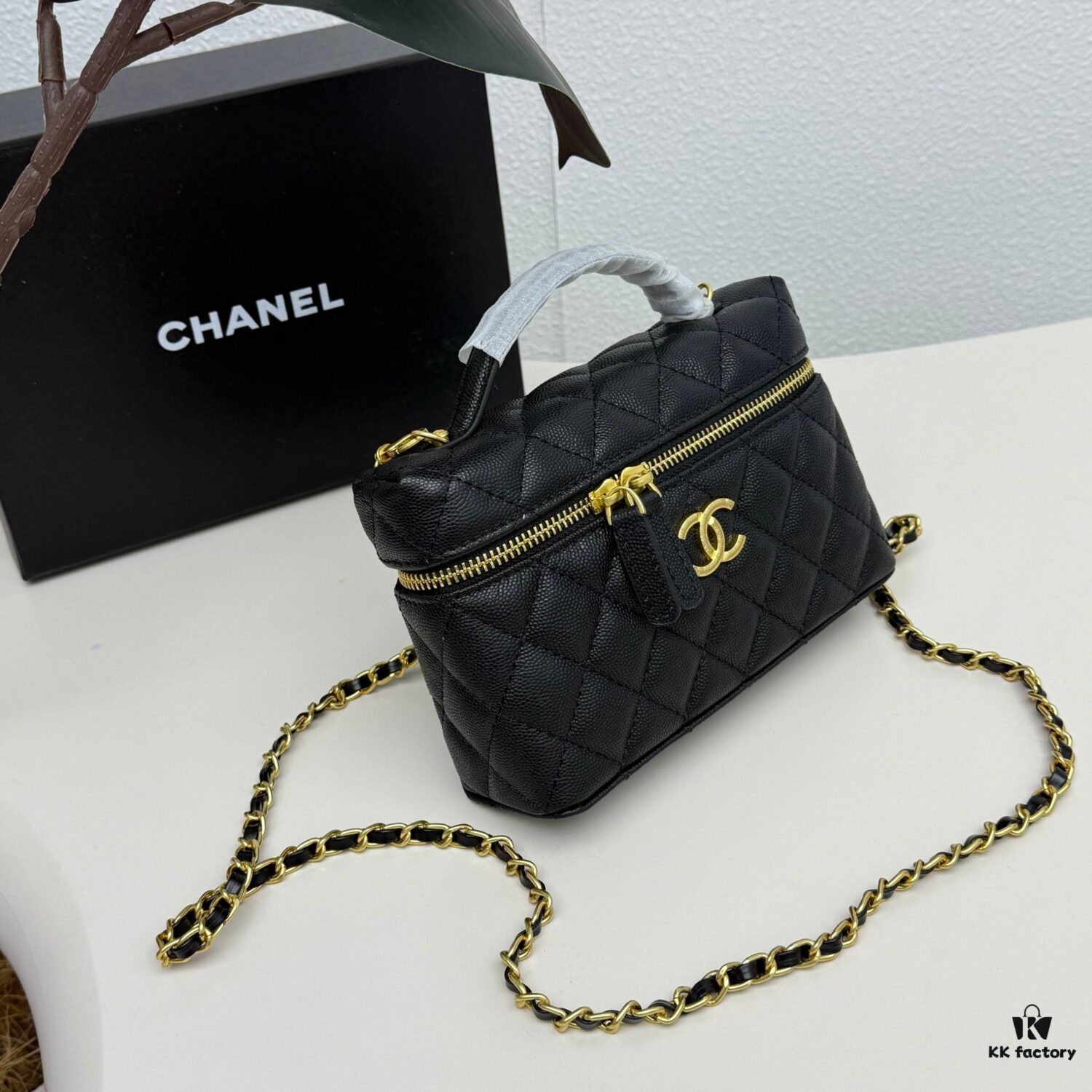 6930483cf09edb6de4c4e04b CHANEL 25P Black and Gold Brushed Logo Flat Box Bag in Top-Grain Caviar Leather