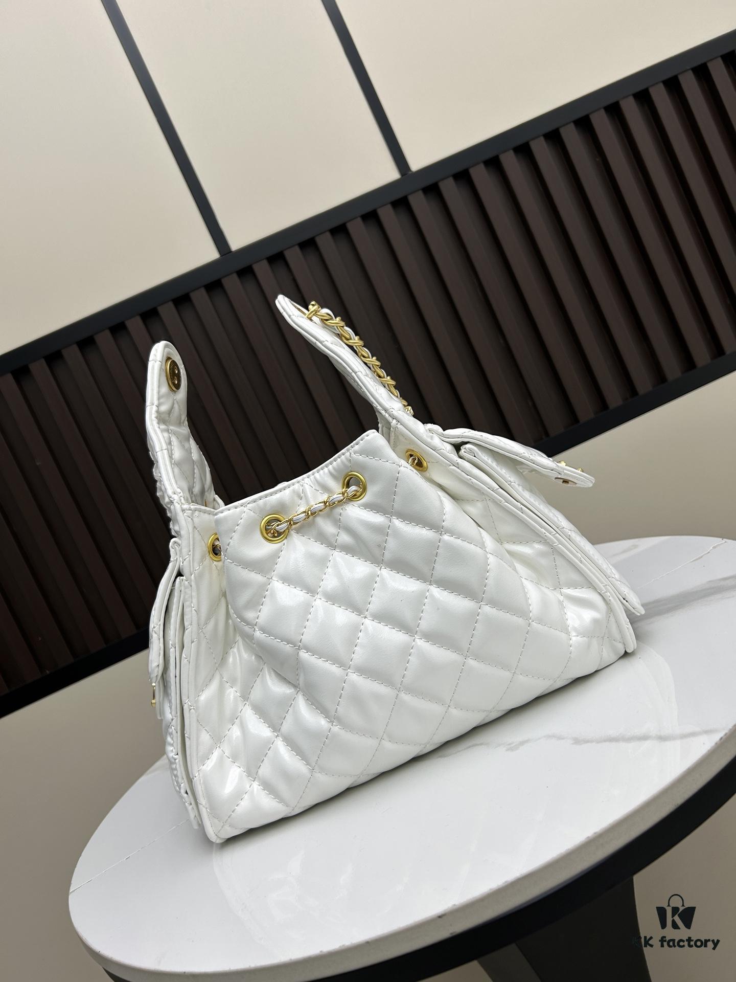 69304888f09edb6de4c4e083 New Chanel 25 Handbag