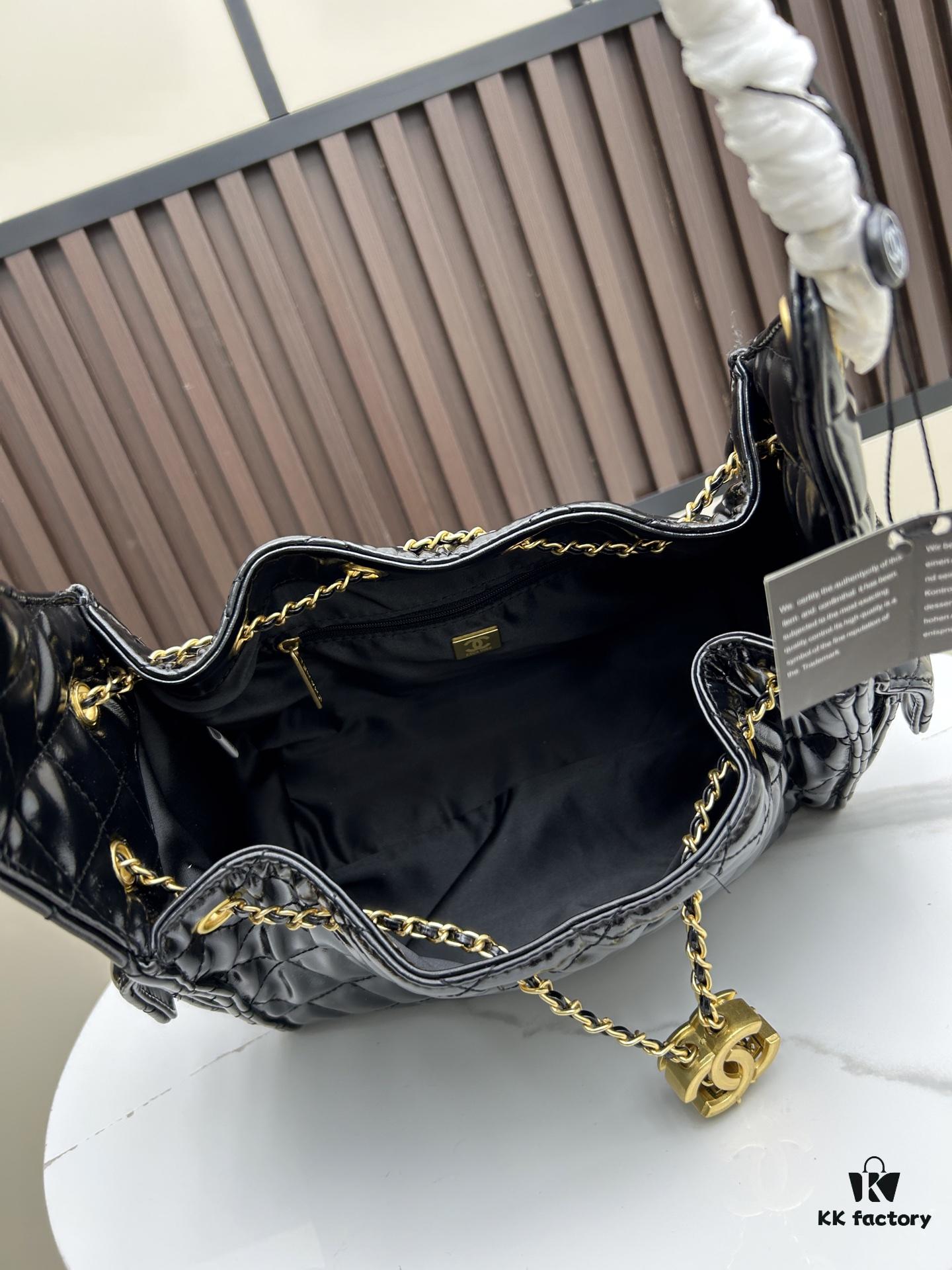 6930489cf09edb6de4c4e093 New Chanel 25 Handbag