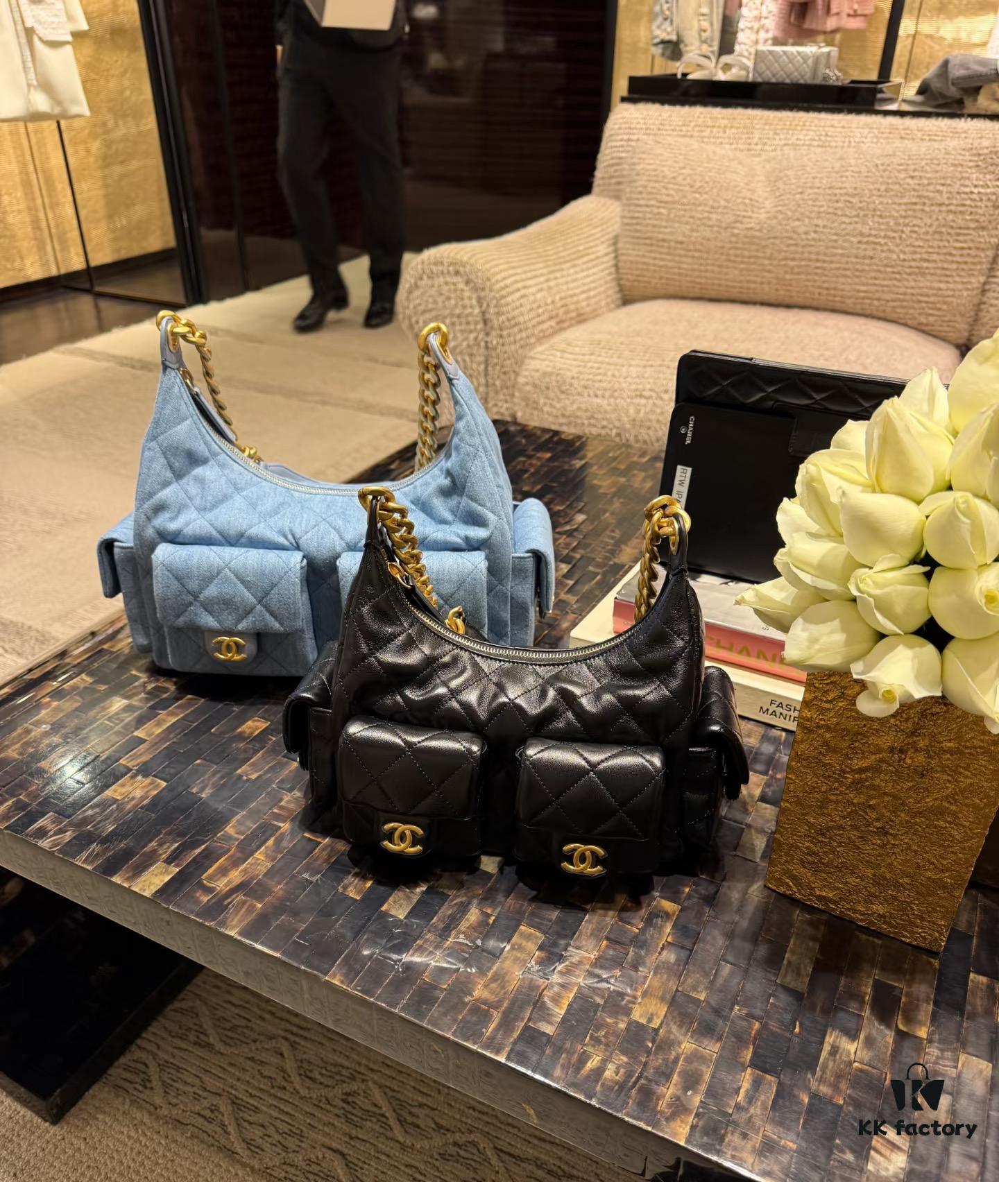 693048bdf09edb6de4c4e0be CHANEL Denim Bag