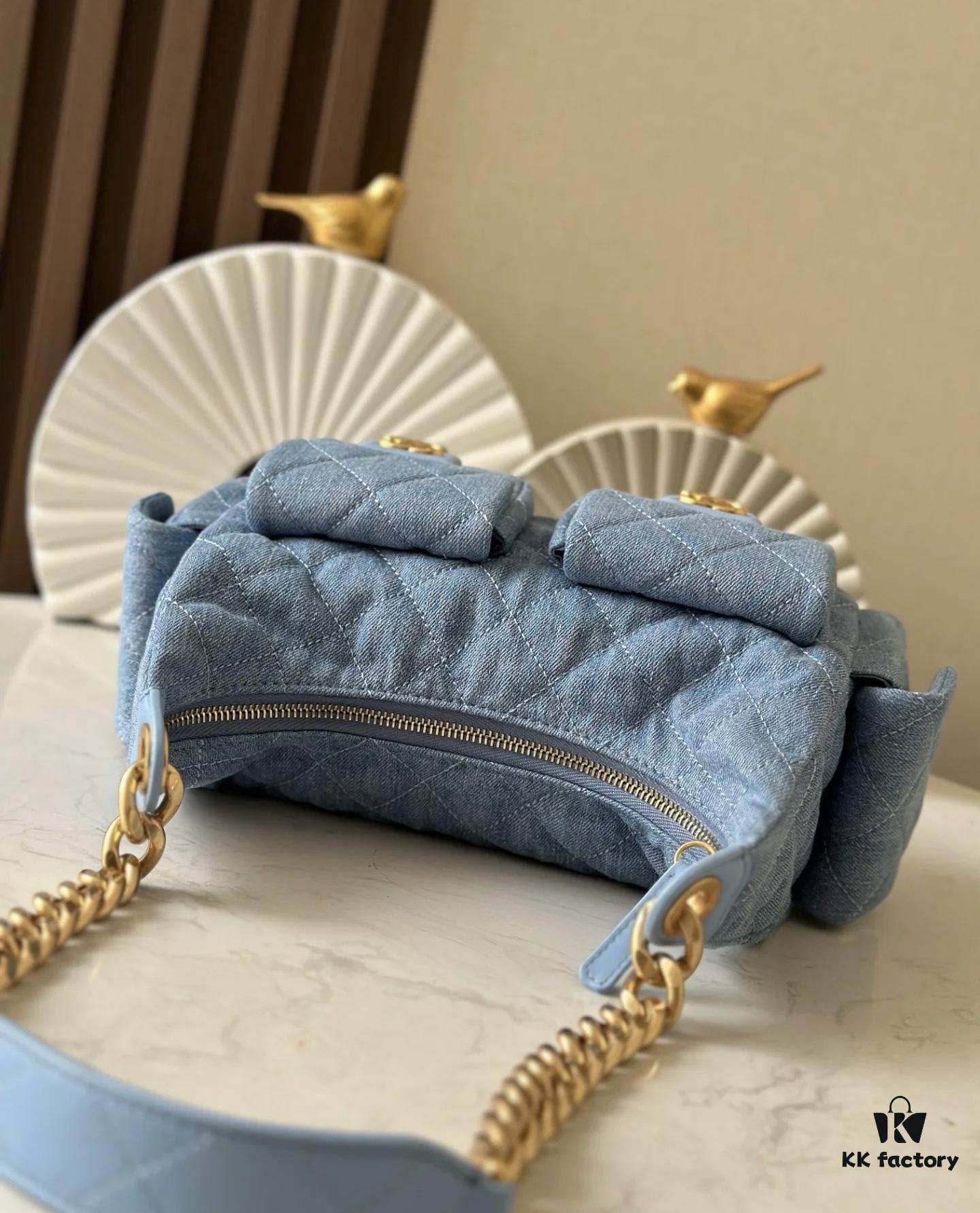 693048c0f09edb6de4c4e0c4 CHANEL Denim Bag