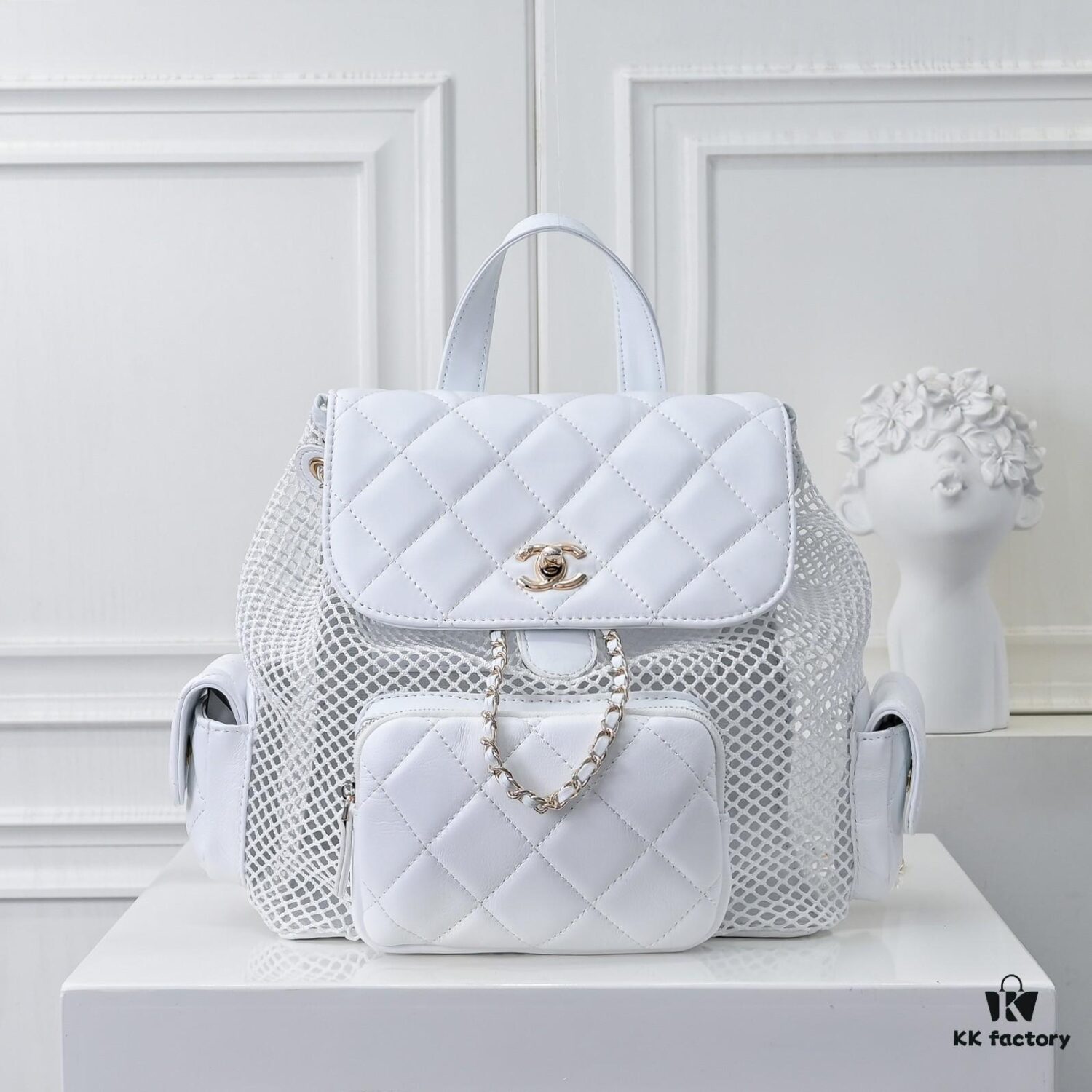 693048d5f09edb6de4c4e0e7 CHANEL 25S Spring/Summer Bestseller Series - Chanel Mesh Net Bag