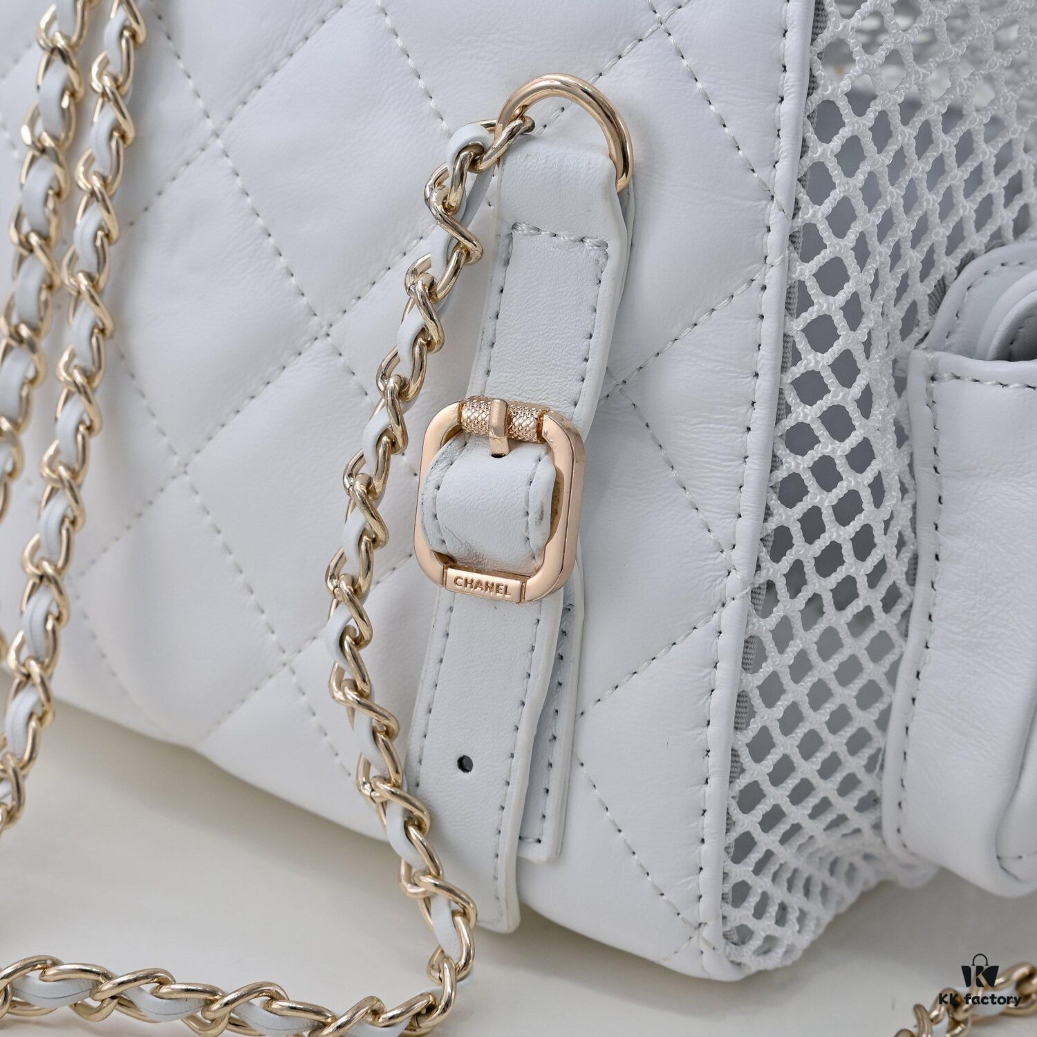 693048ddf09edb6de4c4e0f3 CHANEL 25S Spring/Summer Bestseller Series - Chanel Mesh Net Bag