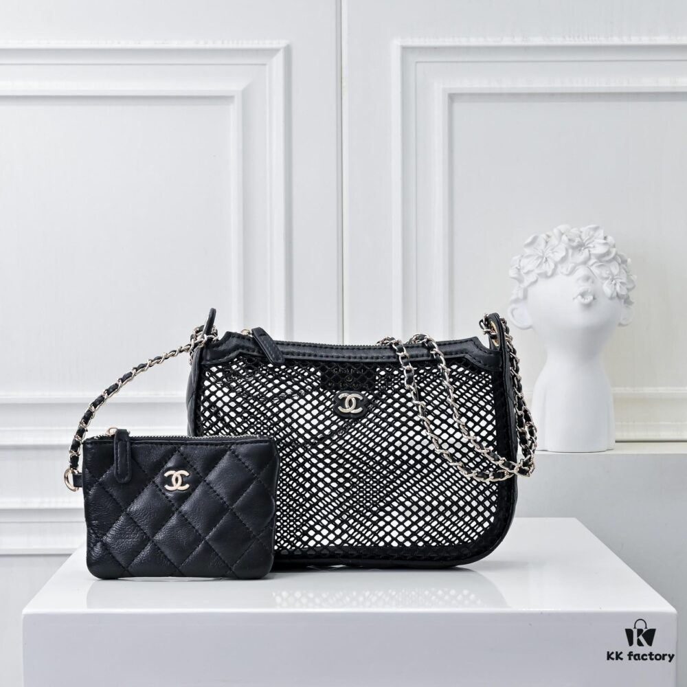 693048def09edb6de4c4e0f4 CHANEL 25S Spring/Summer Bestseller Series - Chanel Net Mesh Handbag