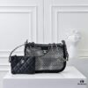 693048def09edb6de4c4e0f4 CHANEL 25S Spring/Summer Bestseller Series - Chanel Net Mesh Handbag
