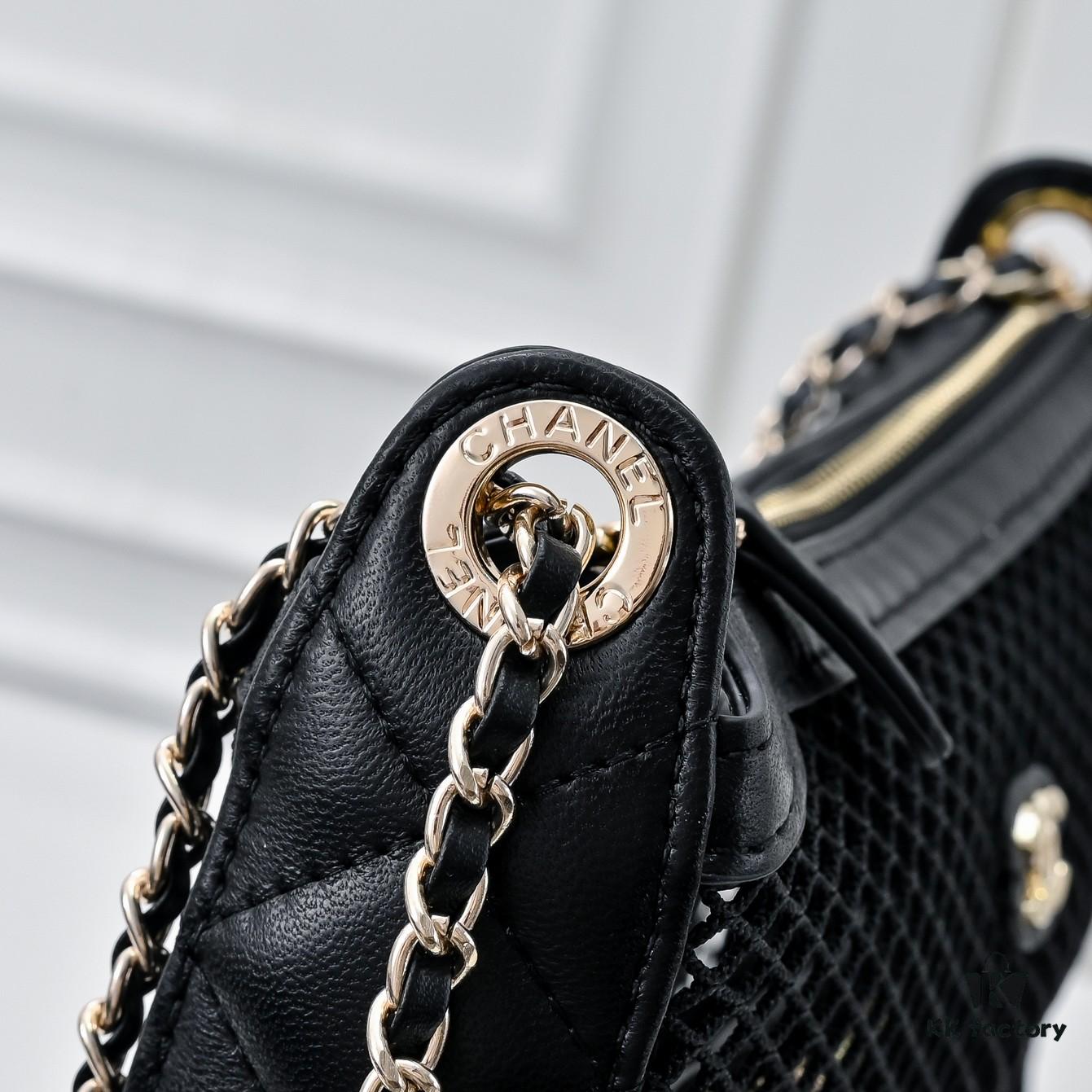 693048e1f09edb6de4c4e0f7 CHANEL 25S Spring/Summer Bestseller Series - Chanel Net Mesh Handbag