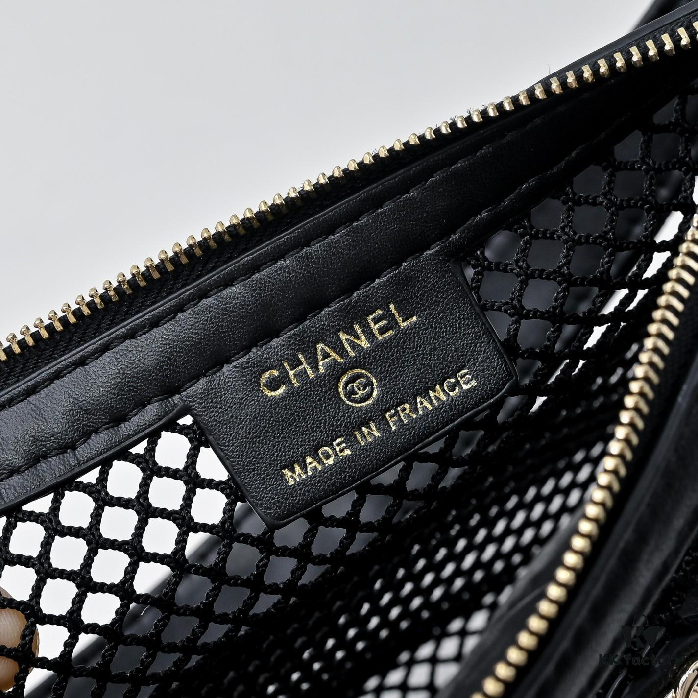 693048f4f09edb6de4c4e112 CHANEL 25S Spring/Summer Bestseller Series Mesh Net Bag