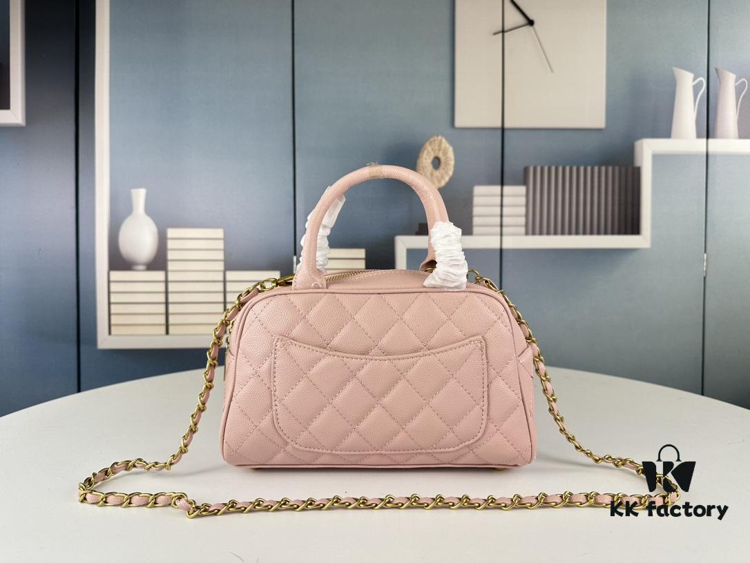 6930499bf09edb6de4c4e1f6 New Arrival Jennie Same Style Chanel Bowling Bag Black Why Is It So Popular?